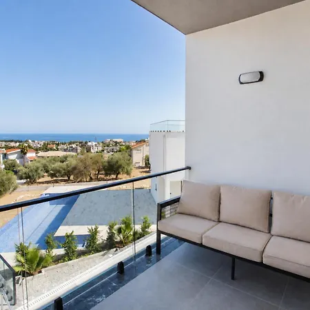 Del Mar A8 By Holidaykeys *